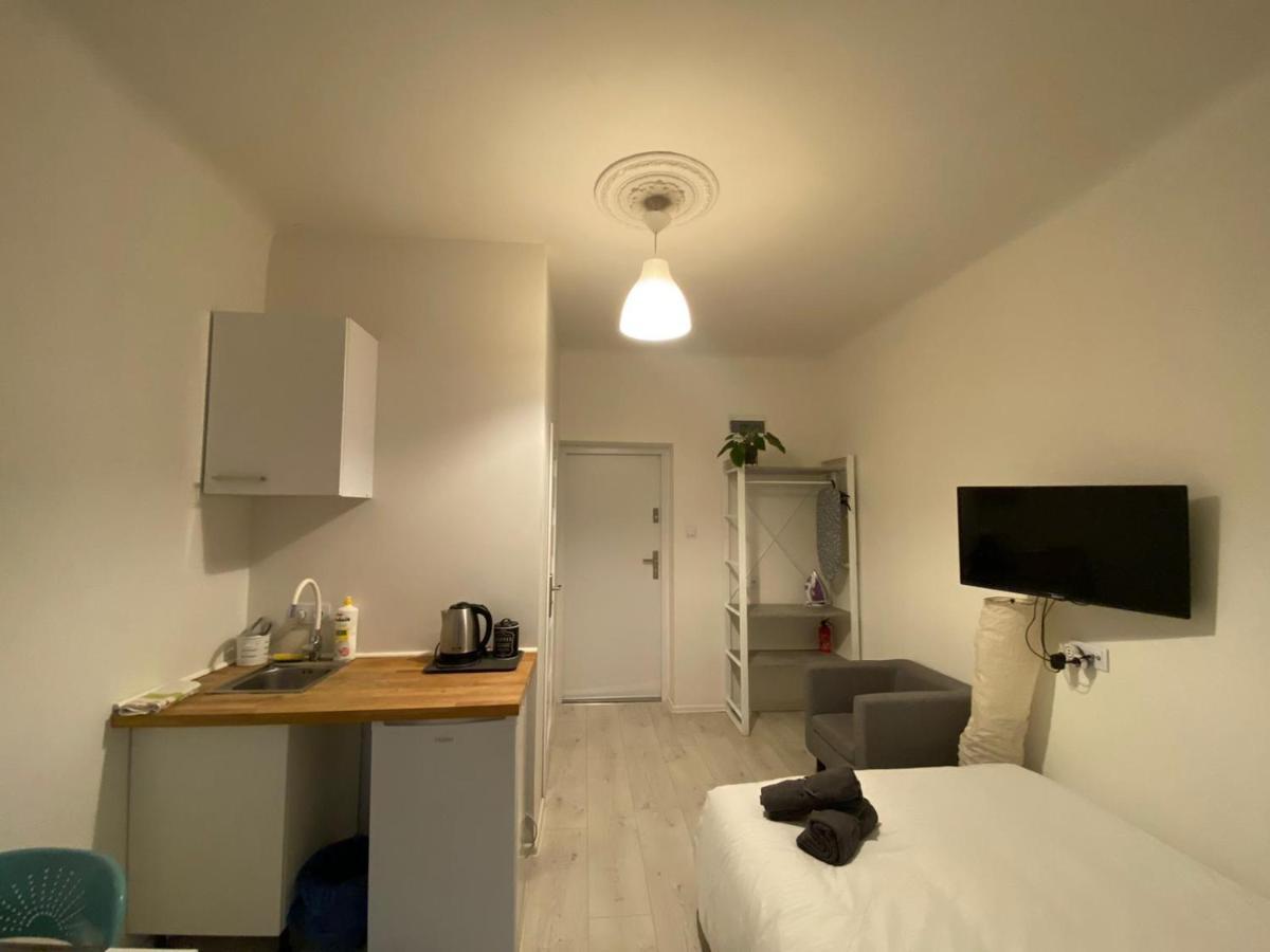 Chopin Apartments Self Check-In Warsawa Bagian luar foto