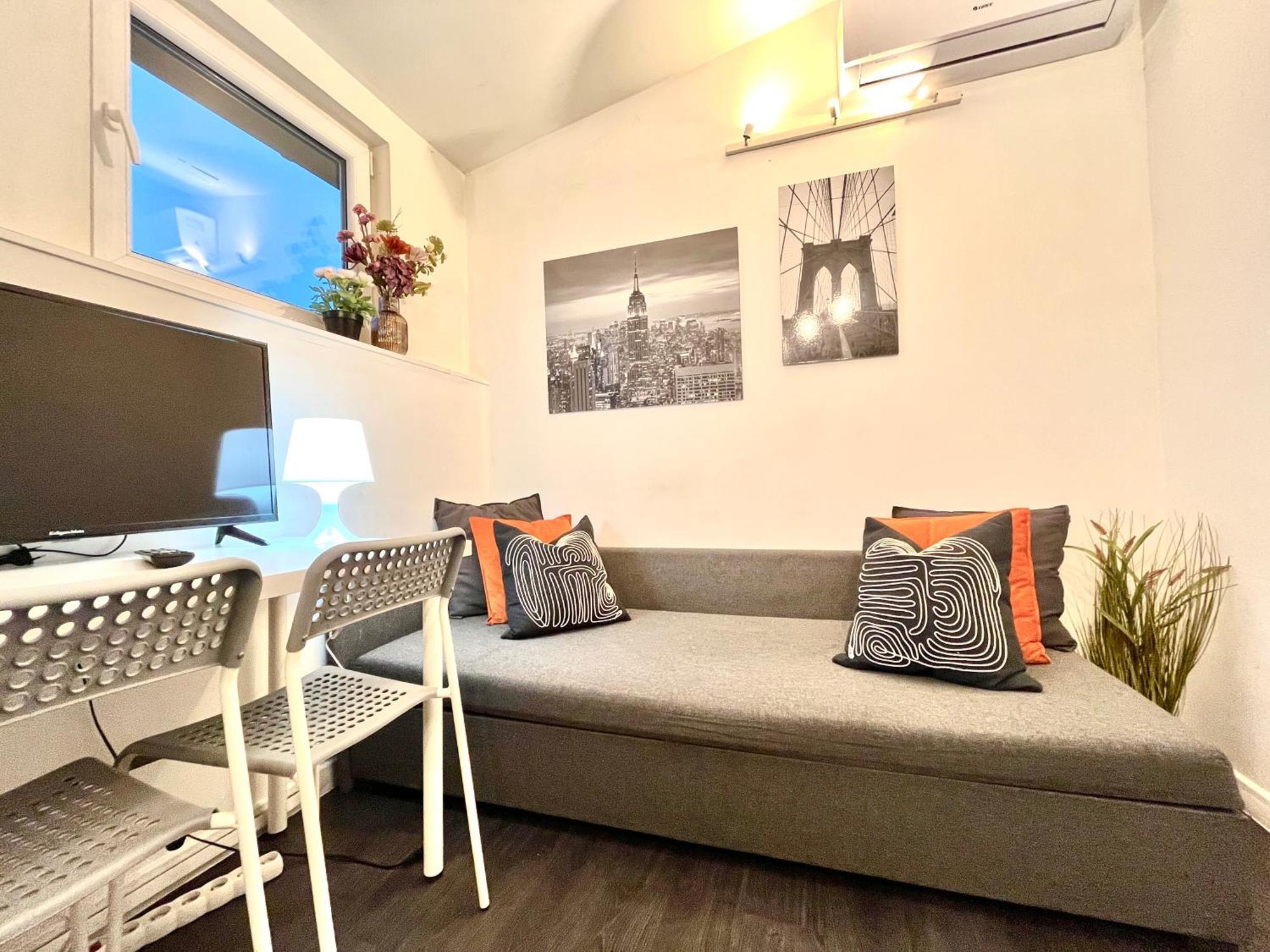 Chopin Apartments Self Check-In Warsawa Bagian luar foto