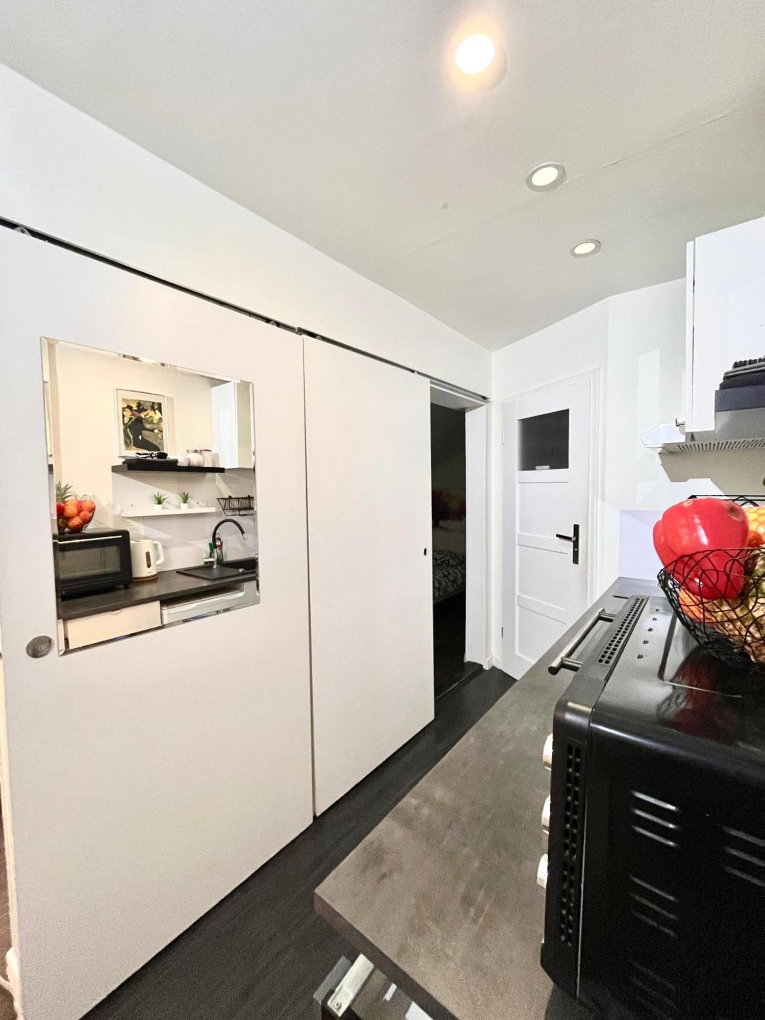 Chopin Apartments Self Check-In Warsawa Bagian luar foto